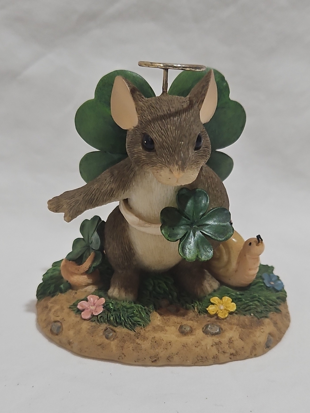 Charming Tails Lucky Angel Mouse Figurine Clover Snail Resin 3.25"
